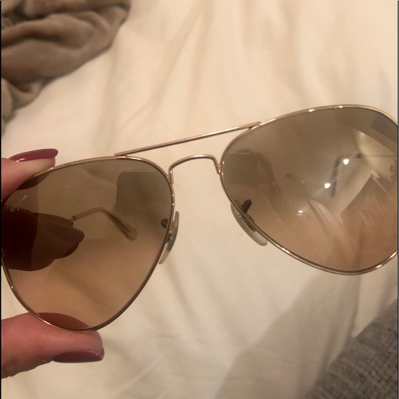 Ray Ban RB3025 Large Metal Aviators - Picture 3 of 6